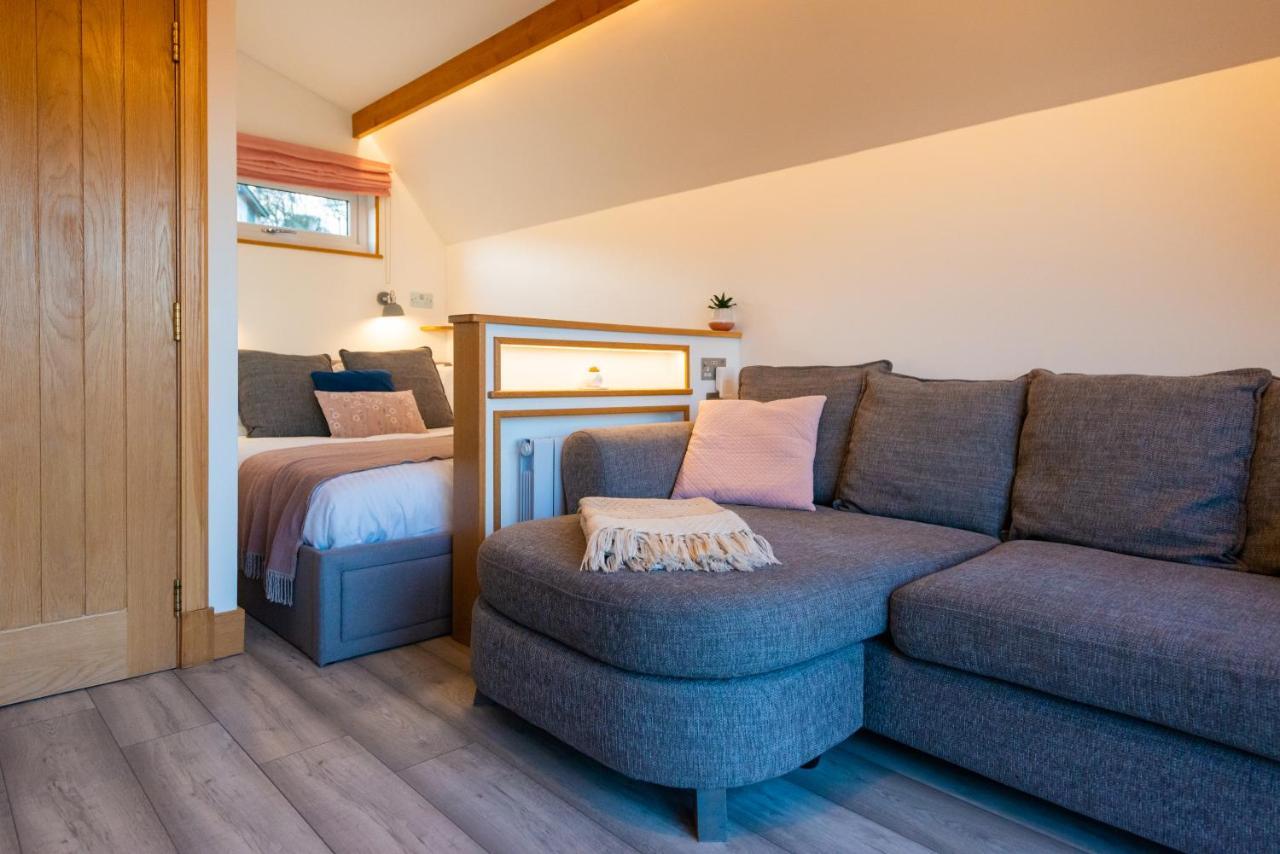Bonnie Barns - Adults Only Luxury Lodges With Hot Tubs Luss Dış mekan fotoğraf