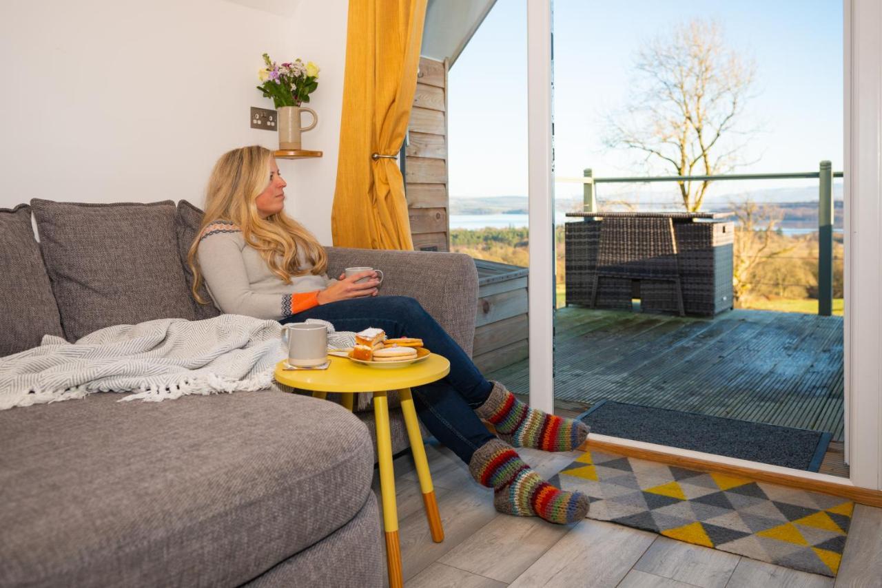 Bonnie Barns - Adults Only Luxury Lodges With Hot Tubs Luss Dış mekan fotoğraf